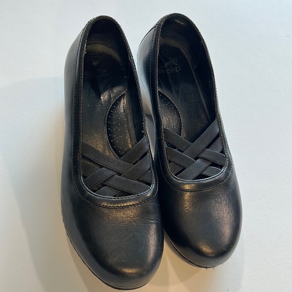 Dansko - 40, Tilda, black leather comfort wedge clogs - Picture 1 of 11